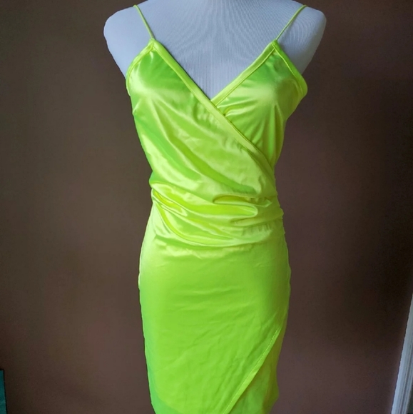 Fashion Nova Dresses & Skirts - Fashion Nova Dress NWOT